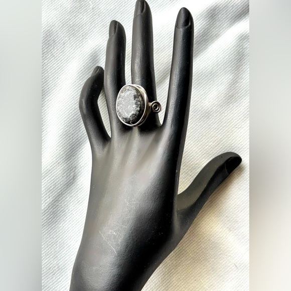 Artisanal Stone Statement Ring
Size 8 - Picture 5 of 7